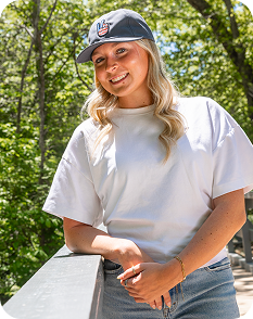 Woman wearing Classic Cap USA hat